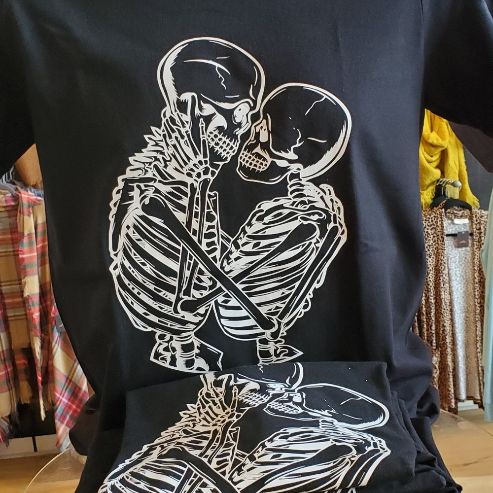Skeleton Lovers 💀